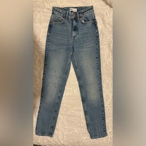 Zara - slim straight high rise jeans